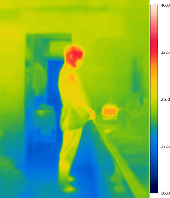 築47年リノベーションする前のキッチンに立った際のサーモグラフィ画像
